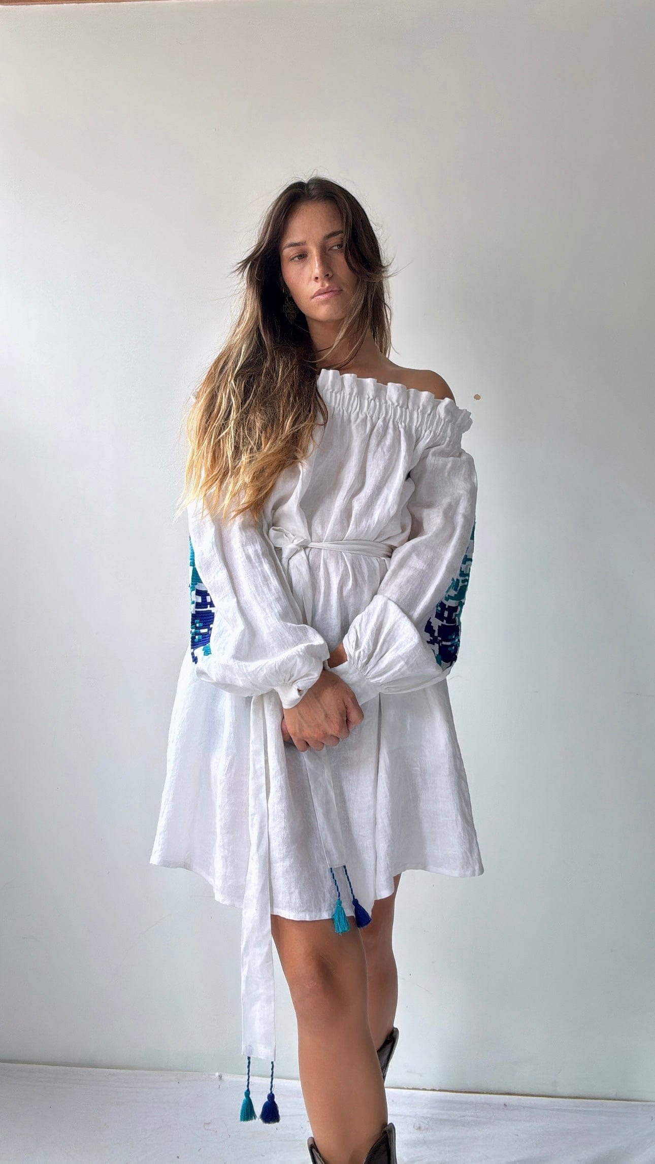 Sistergolden White Linen Dress/Off Shoulder